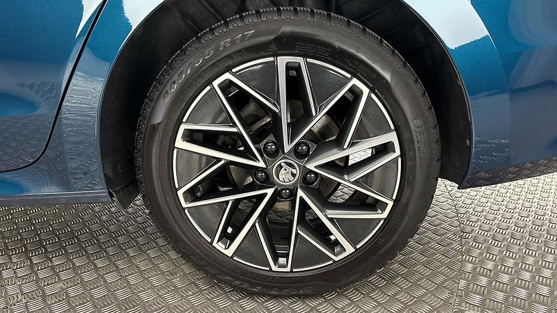 Škoda Octavia 1.5 TSI Style - fotka 19 z 28