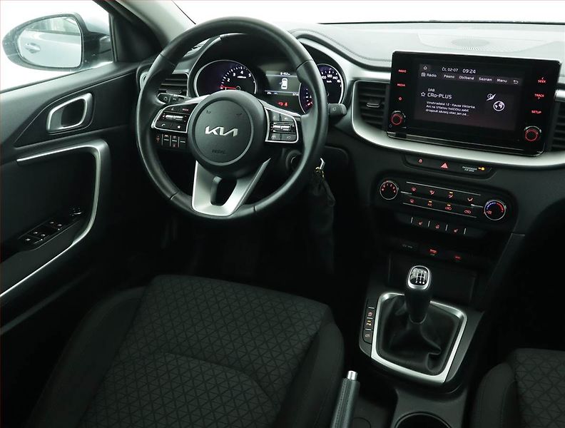 Kia Ceed (2023) Spin 1.0 T-GDI, SPIN, DPH - fotka 7 z 18