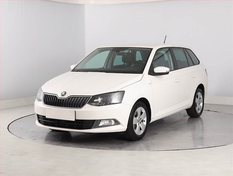 Škoda Fabia (2015) Style 1.4 TDI, nová STK - fotka 2 z 22