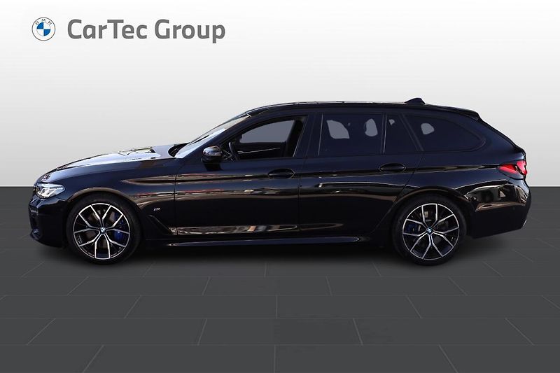 BMW Řada 5 530d xDrive Touring - fotka 3 z 14