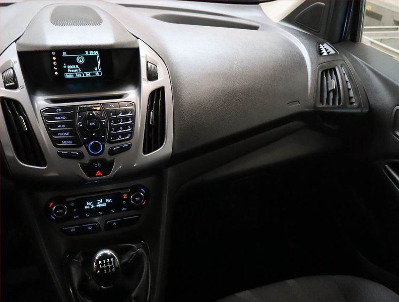 Ford Tourneo Connect (2016) Maxi Trend 1.5 TDCi, 7Míst, ČR - fotka 8 z 19