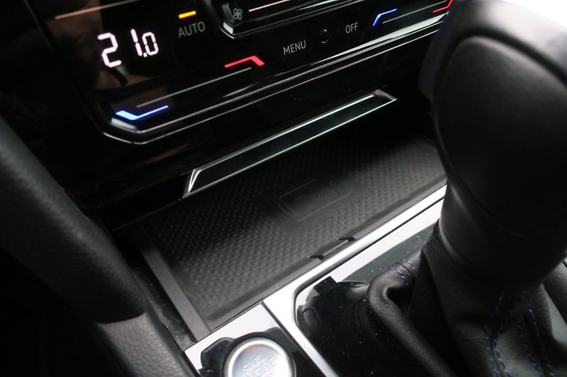 Volkswagen Arteon Shooting Brake (2021) 2.0 TSI 235kW BMT 4MOT DSG R - fotka 37 z 50