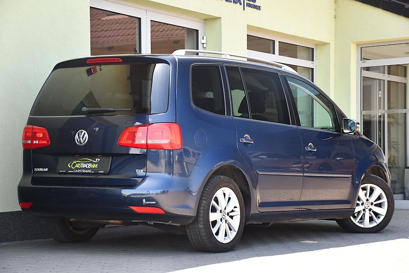 Volkswagen Touran 1.6TDi 77kW TAŽNÉ  - fotka 6 z 45