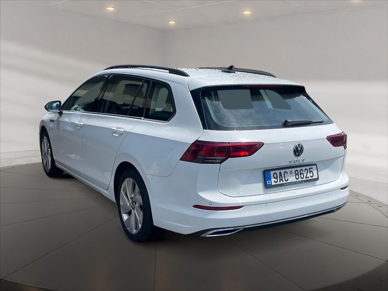 Volkswagen Golf 2,0 TDI 110 Style 5d - fotka 4 z 11