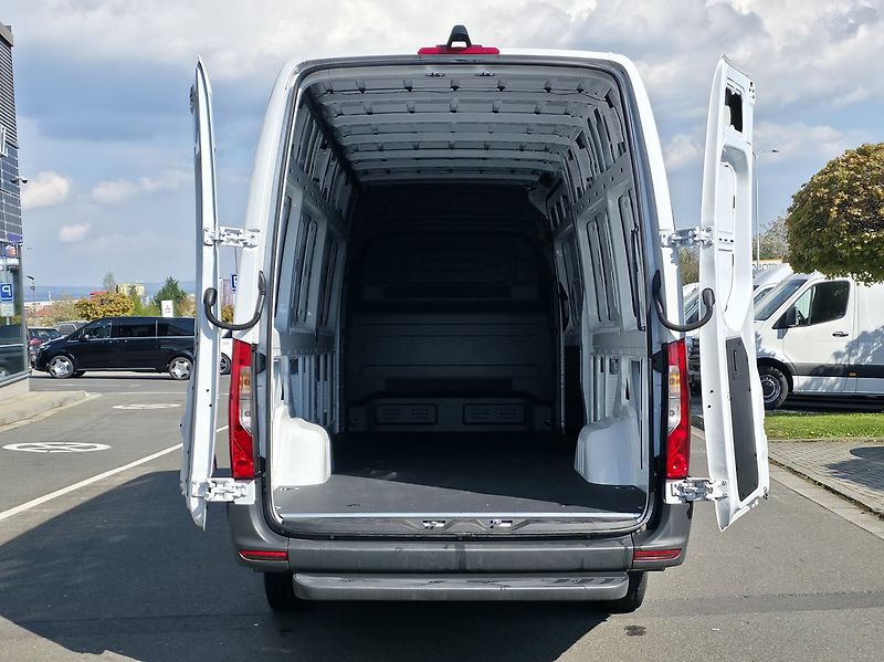 Mercedes-Benz eSprinter 320 KAWA PRO L 81kWh - fotka 7 z 26