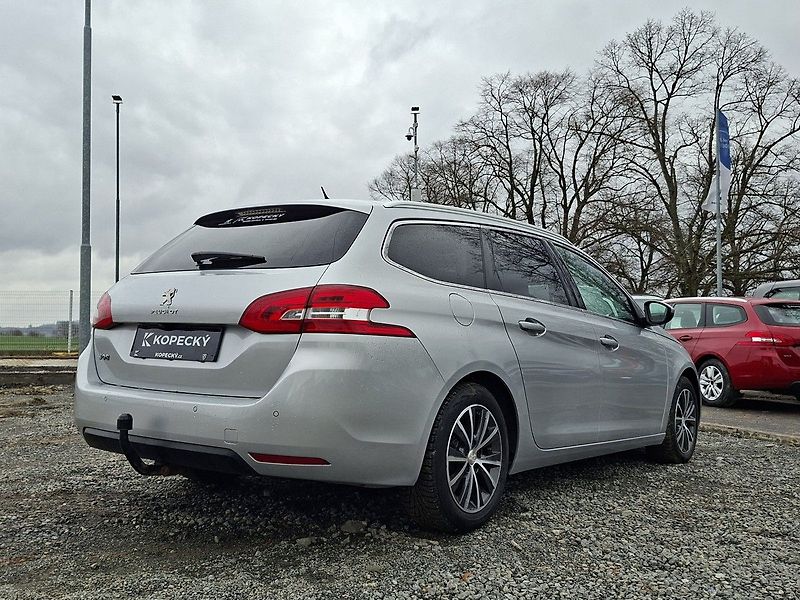Peugeot 308 SW ALLURE 1,6 BHDi 120k M6 - fotka 3 z 26