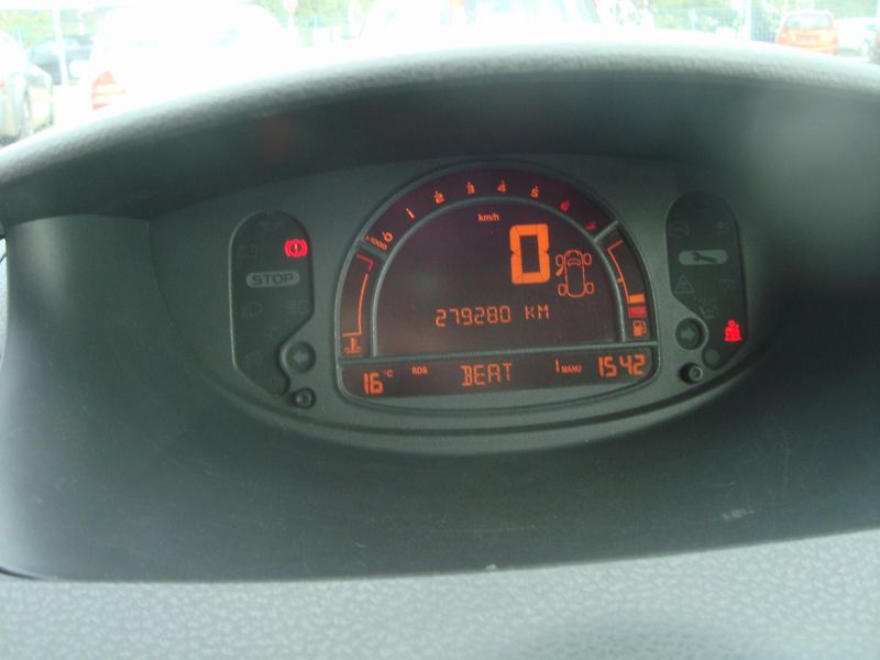 Renault Modus (2007) 1,2 - fotka 12 z 16