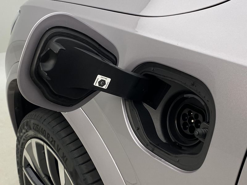 Volvo XC90 (2026) T8 AWD Plug-in BRIGHT PLUS 7m - fotka 19 z 73