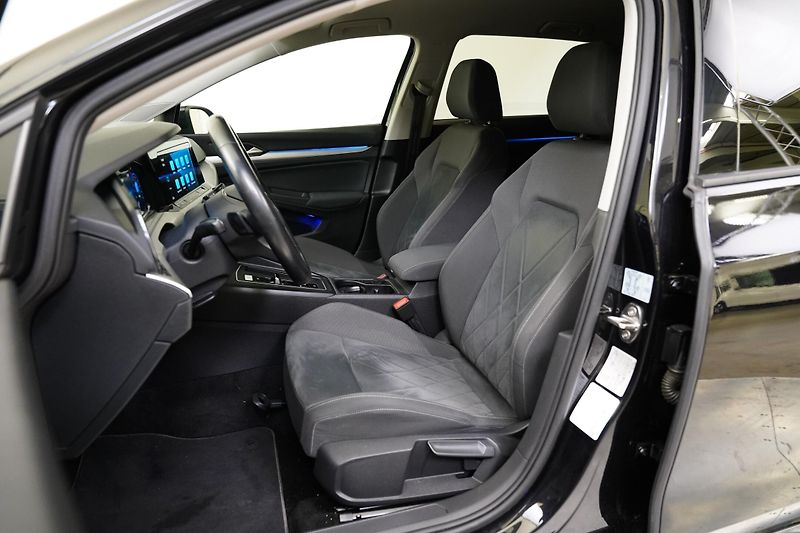 Volkswagen Golf - fotka 11 z 32
