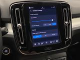 Volvo XC40 (2026) B3 AUT DARK PLUS - náhled 51