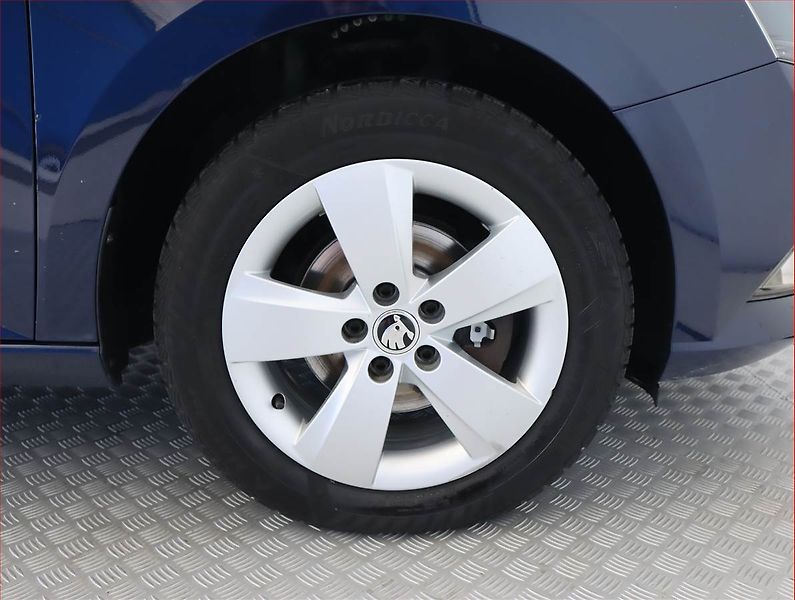 Škoda Fabia (2018) 1.0 TSI, Serv.kniha - fotka 15 z 17