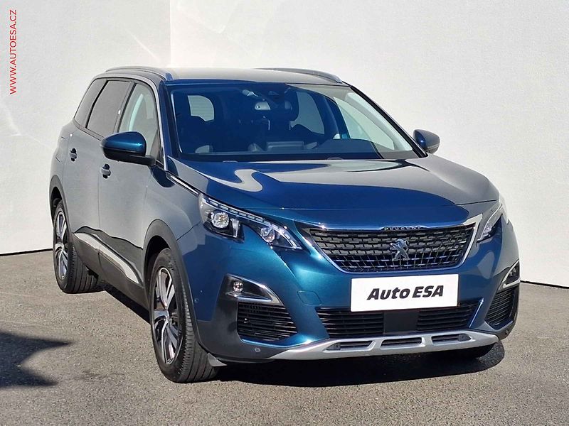 Peugeot 5008 (2019) 1.2 PT, Allure, LED, navi, TZ - fotografie inzerátu