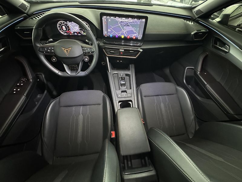 Cupra Formentor (2023) 2,5TSIF VZ5 DSG 4x4  - fotka 9 z 37