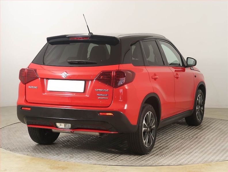 Suzuki Vitara (2021) Premium 1.4 BoosterJet, 4X4 - fotka 5 z 22