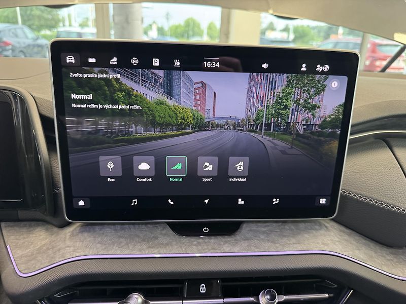 Škoda Kodiaq (2025) 1,5TSi DSG MHEW CANTON TAŽNÉ - fotka 37 z 47