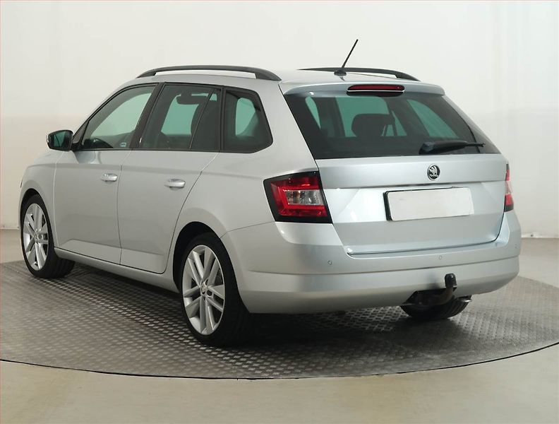 Škoda Fabia (2016) Ambition 1.2 TSI, Tempomat - fotka 4 z 15