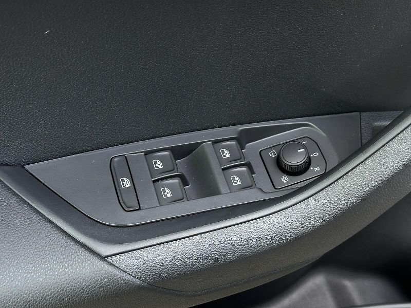Škoda Karoq 1.5TSi DSG 150PS Matrix-LED V. - fotka 16 z 49