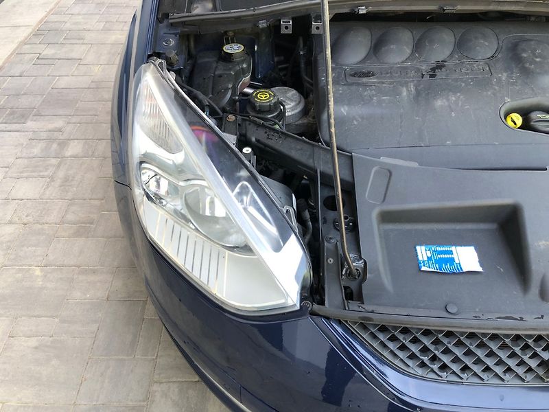 Ford Galaxy (2009) TREND 2.0 TDCi - fotka 24 z 31