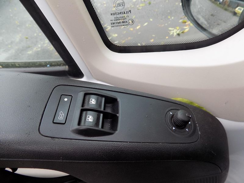 Fiat Ducato (2014) 2,3 96KW 7MÍST VALNÍK  - fotka 12 z 38