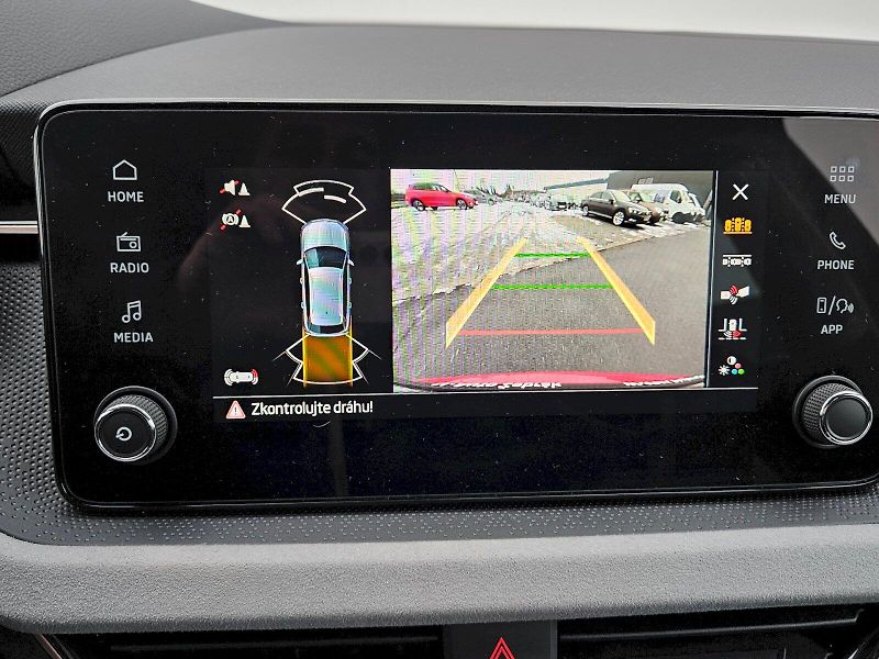 Škoda Kamiq (2024) TOP SELECTION TSI 85/1.0 A7F - fotka 16 z 28