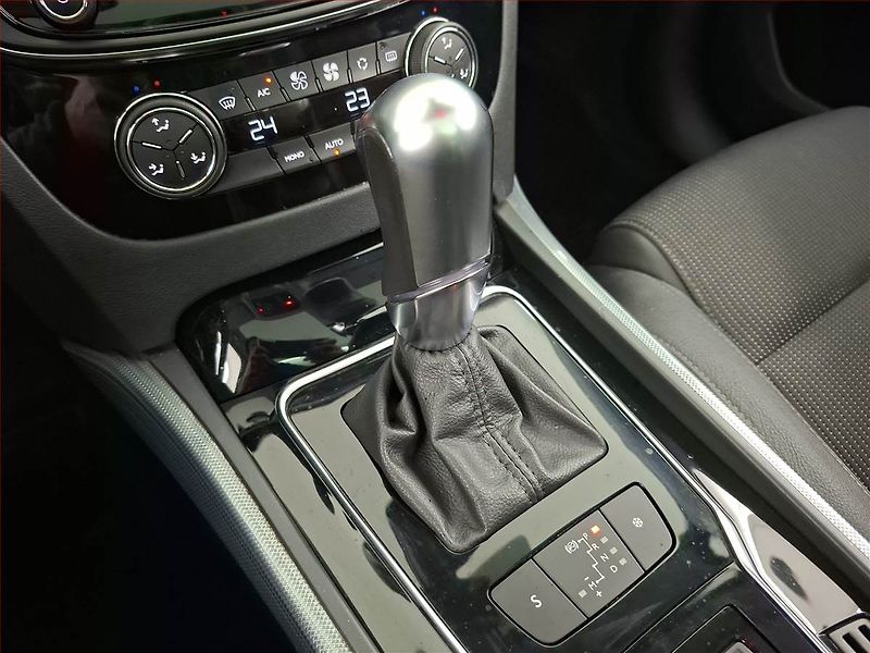 Peugeot 508 (2017) 2.0 BlueHDi, Automat, Kůže - fotka 13 z 22