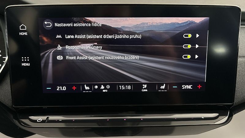 Škoda Octavia 2.0 TDI DSG Style - fotka 23 z 25