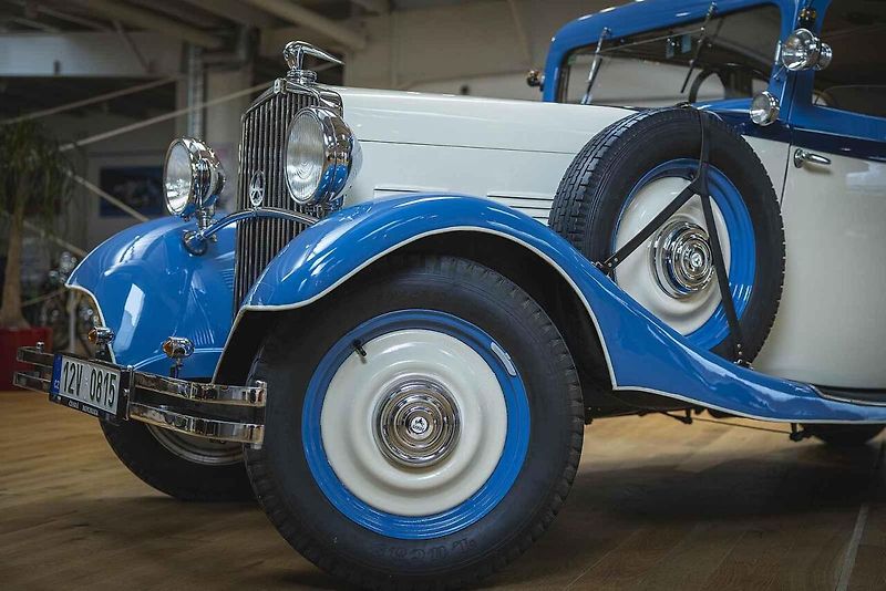 Limuzína Wikov 35 „Labuť“