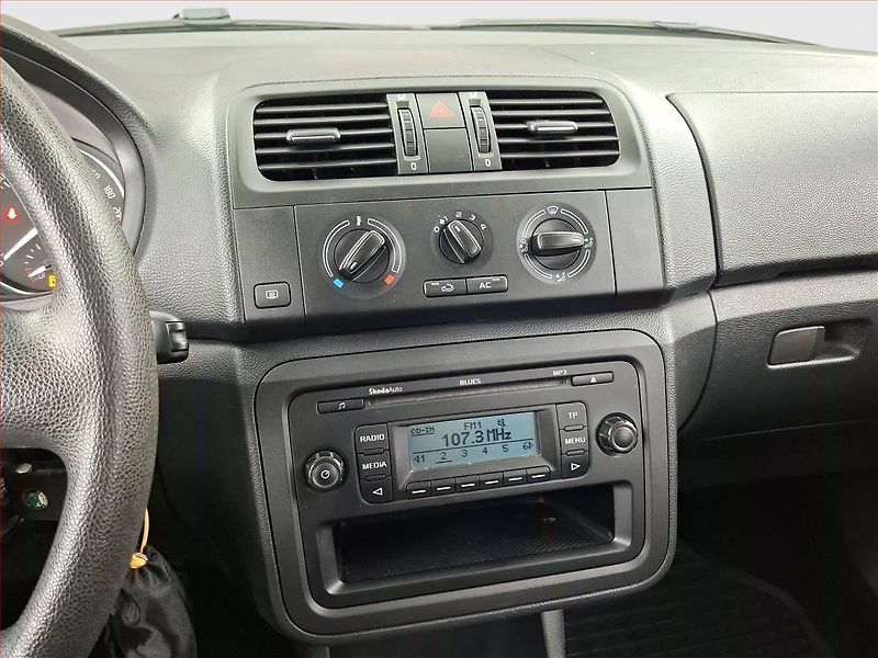 Škoda Fabia (2012) 1.2 12V - fotka 12 z 13