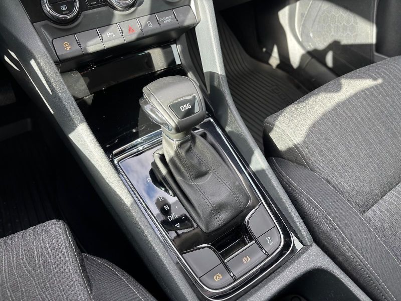 Škoda Karoq 1.5 TSI / 110 kW - fotka 23 z 30