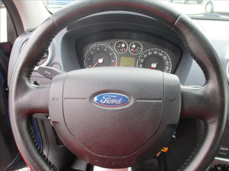 Ford Fusion 1,4 i 16v, klimatizace,servis, - fotka 20 z 30