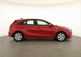 Kia Ceed (2022) 1.5 T-GDI, Serv.kniha - náhled 6