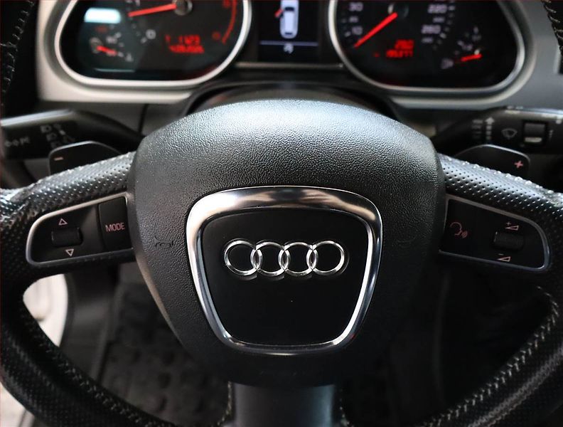 Audi Q7 (2010) S-Line 3.0 TDI, 4X4, Automat - fotka 12 z 26