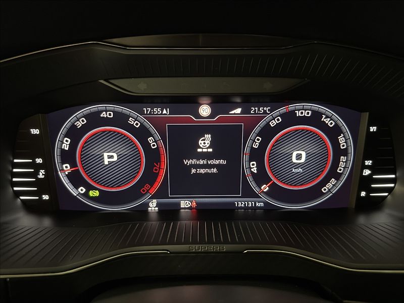 Škoda Superb 1,5 TSi  DSG Sportline Virtual - fotka 25 z 48