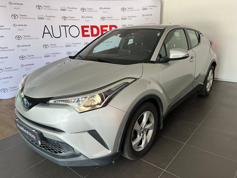 Toyota C-HR Hybrid 1.8 VVT-i E-CVT Active - fotka 1 z 26