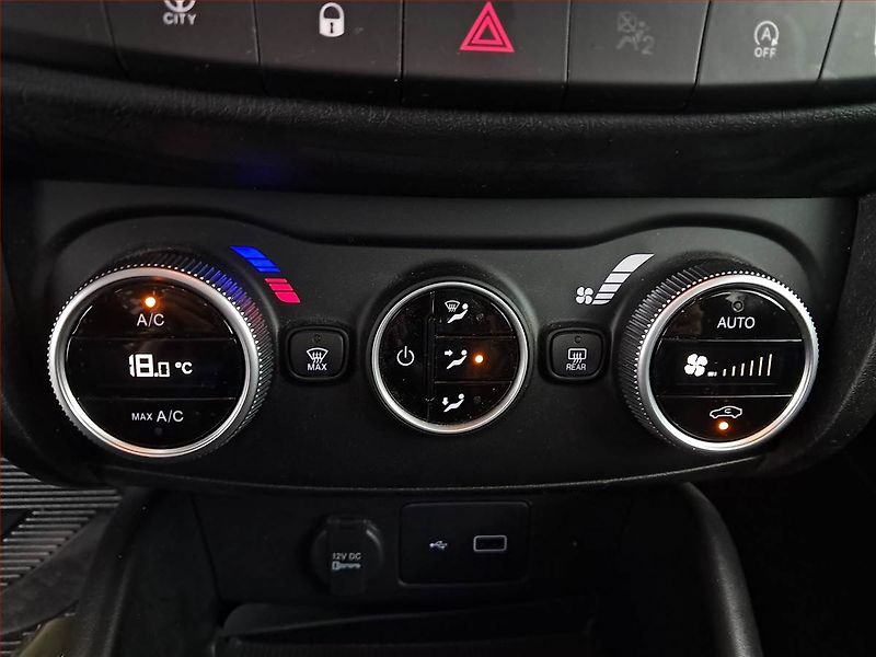 Fiat Tipo (2023) 1.6 MultiJet, ČR,1.maj - fotka 17 z 20