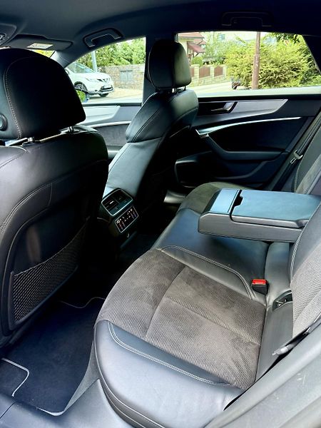 Audi A7 (2018) 55TFSI 250kw SERVIS AUDI - fotka 13 z 17