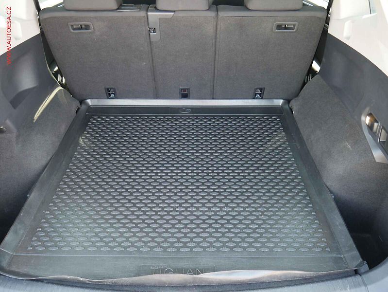 Volkswagen Tiguan Allspace (2021) 2.0 TDi 4Motion, 1.maj,ČR - fotka 7 z 22
