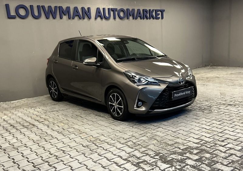 Toyota Yaris 1.5 AT ACTIVE TREND - fotka 12 z 15