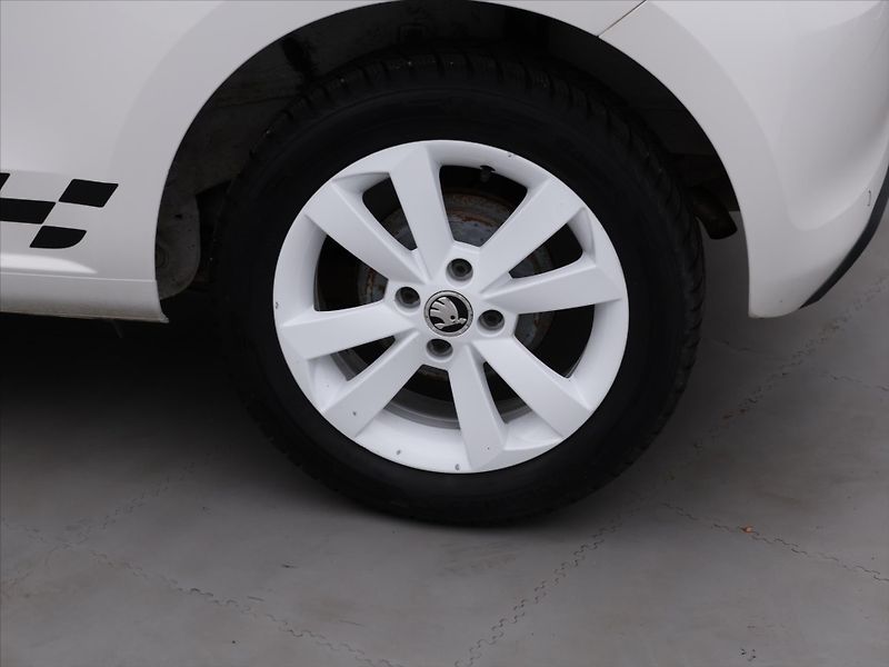 Škoda Citigo 1.0 MPI 55kW Automat CZ Sound - fotka 21 z 28