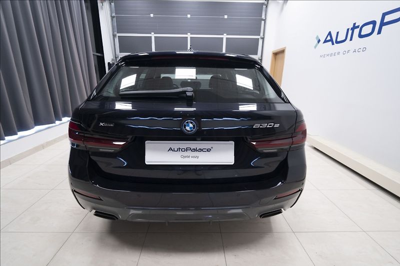 BMW Řada 5 530e xDrive M Sport ČR DPH   2 - fotka 5 z 42