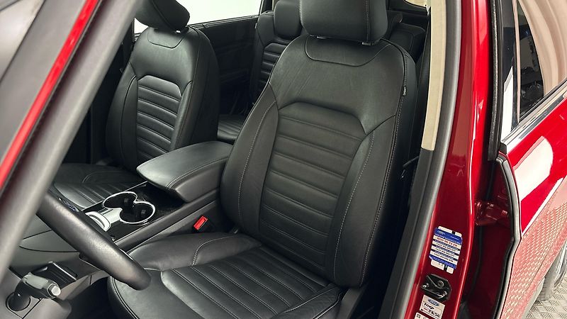 Ford Galaxy 2.0 Ecoblue AUT AWD Titanium - fotka 15 z 33