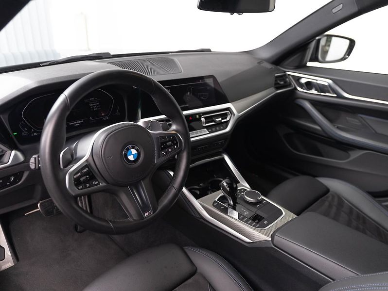 BMW Řada 4 420d xDrive - fotka 11 z 22