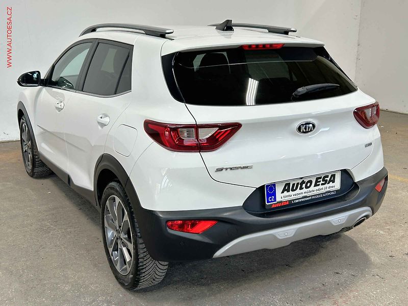Kia Stonic (2019) 1.0 T-GDi, Exclusive, kamera - fotka 6 z 15