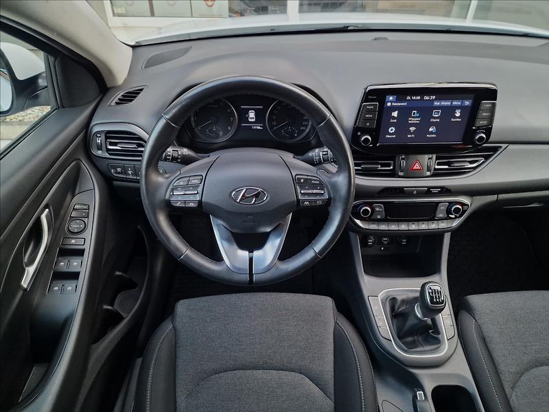 Hyundai i30 1.0T-Gdi Smart Kombi,ČR,1.Maj - fotka 12 z 50