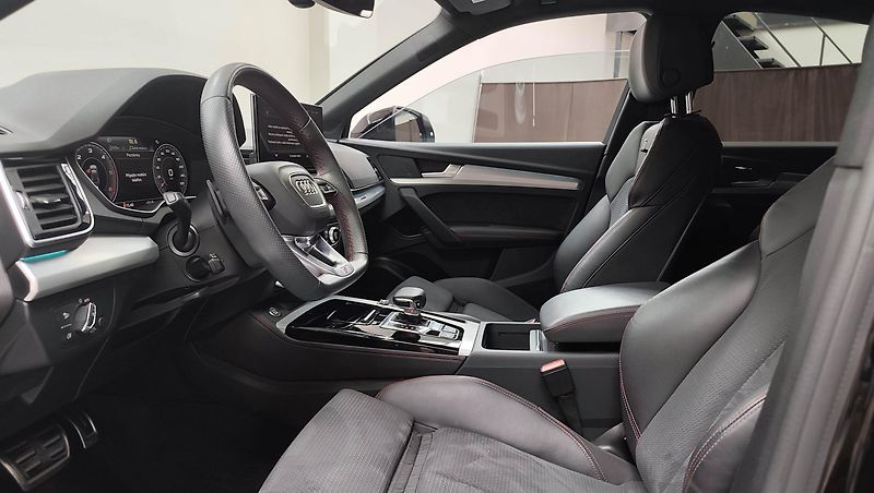 Audi Q5 (2023) Sportback S-line, B&O, Quattro - fotka 55 z 95