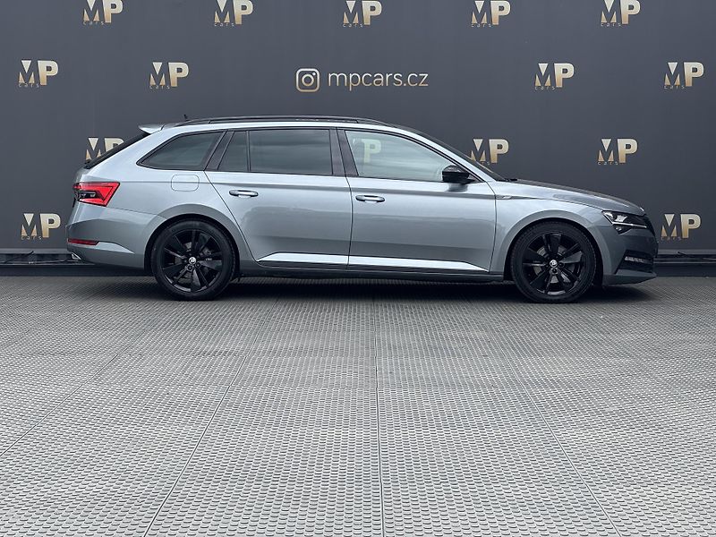 Škoda Superb (2020) 2.0TDi DSG Sportline ACC Kessy - fotka 4 z 50