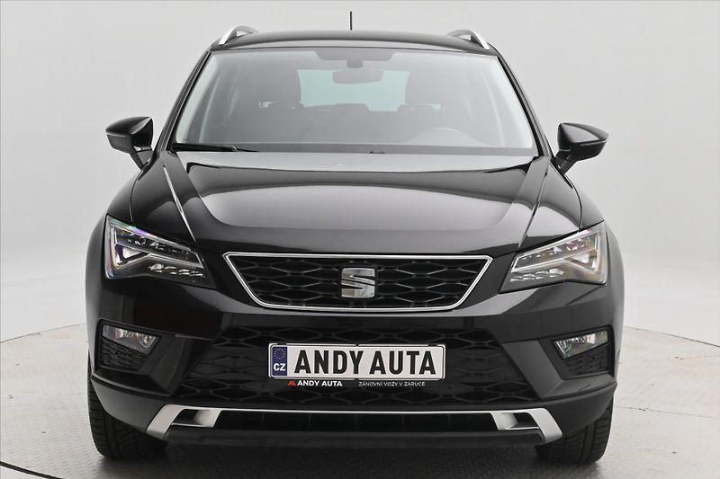 Seat Ateca 1,6 TDi 85kW ALCANTARA LED Zár - fotka 2 z 30