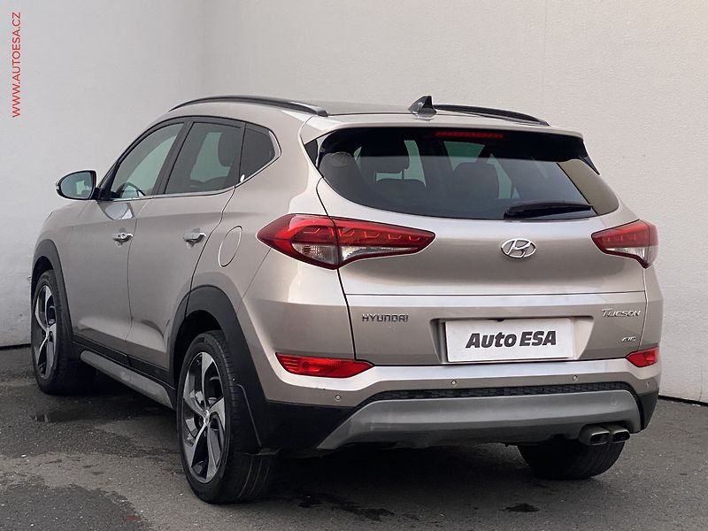 Hyundai Tucson (2017) 2.0 CRDi 4x4, ČR, Style - fotka 6 z 19