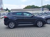 Hyundai Tucson 2.0 CRDI/100kW Style 4x4 - náhled 3