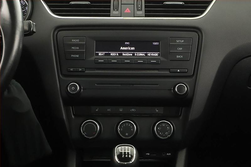 Škoda Octavia (2014) 1.2 TSI, Tempomat - fotka 9 z 12